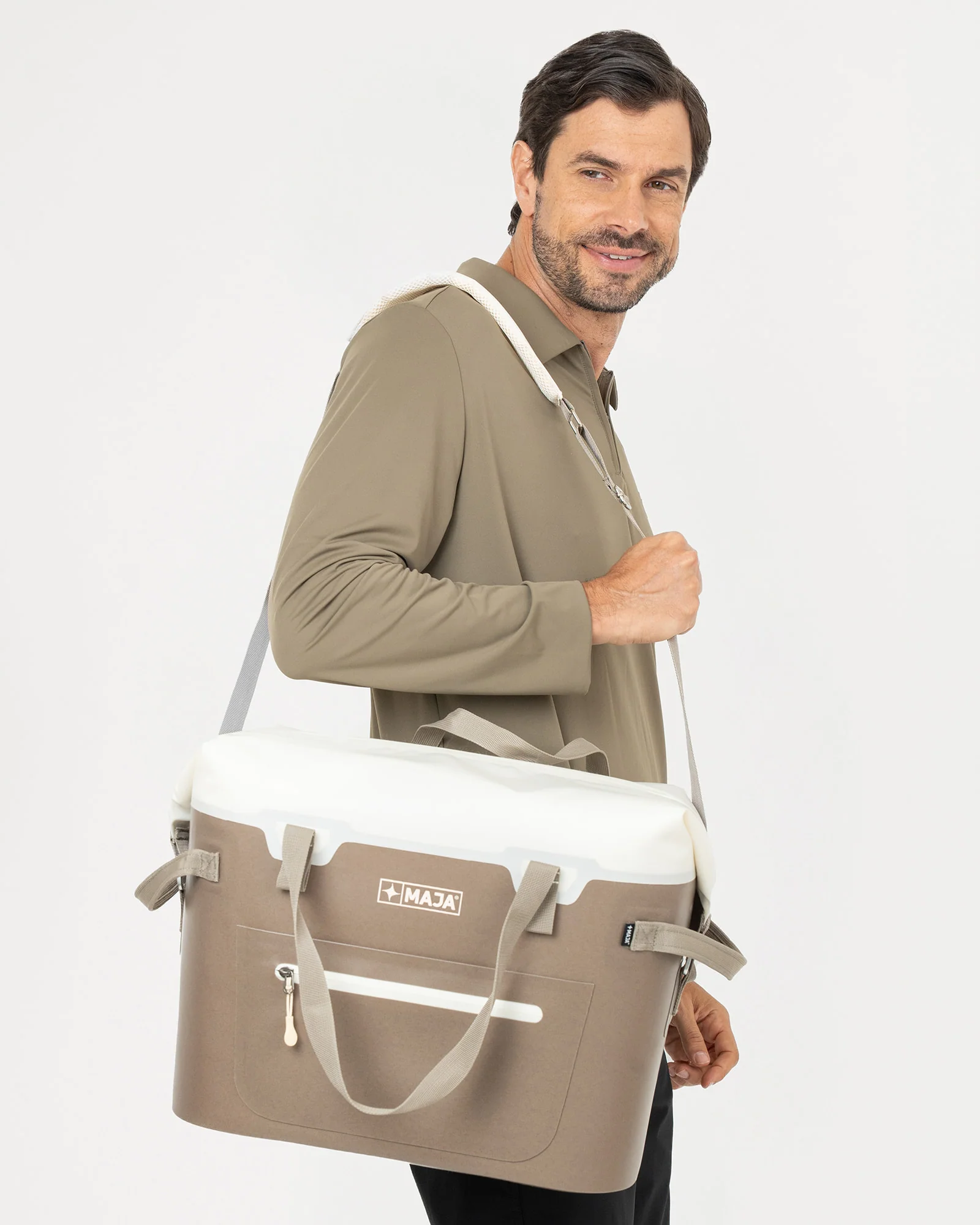 Hielera Tipo Bolsa MAJA® Ónix 25 L - Image 5