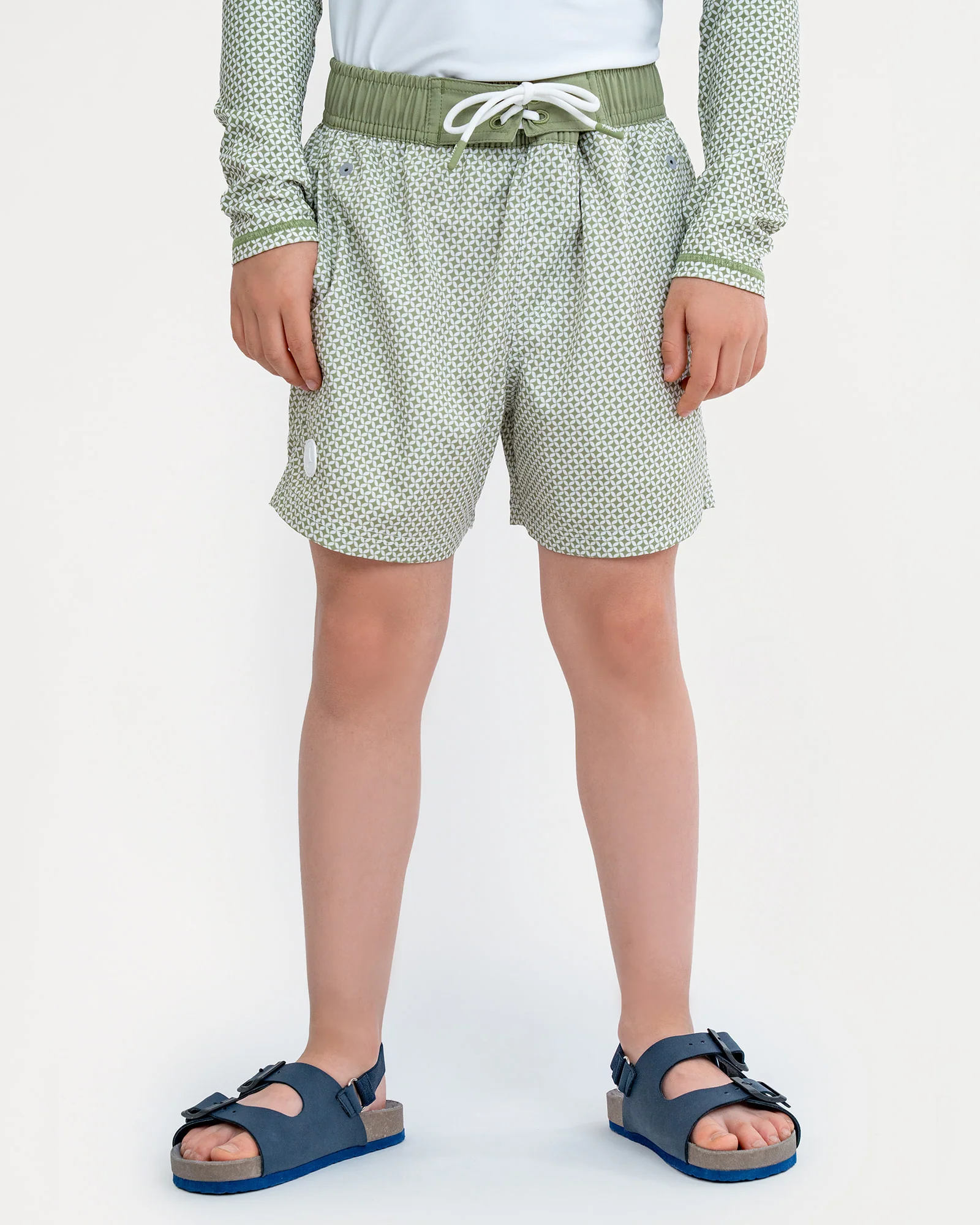 Set Playera Performance y Boardshort MAJA® KIDS - Image 10